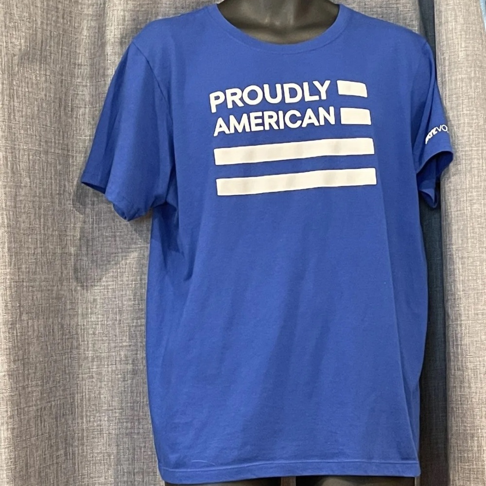 Skyy Vodka Proudly American T Shirt Sz L Bar Pub Liqour Martini USA Patriotic